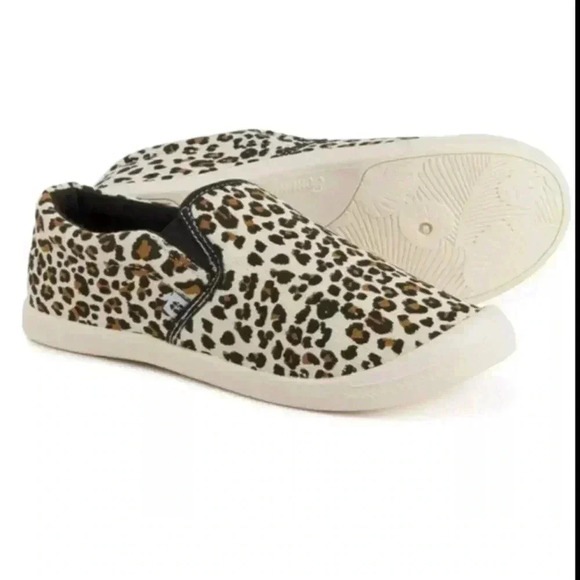 🆕Tommy Bahama NIB Women's Leopard Print Slip-On🆕 - Picture 2 of 11
